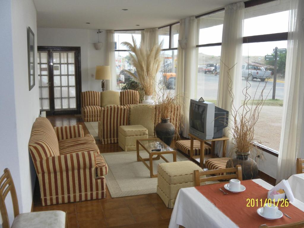 Onais Hotel - 2