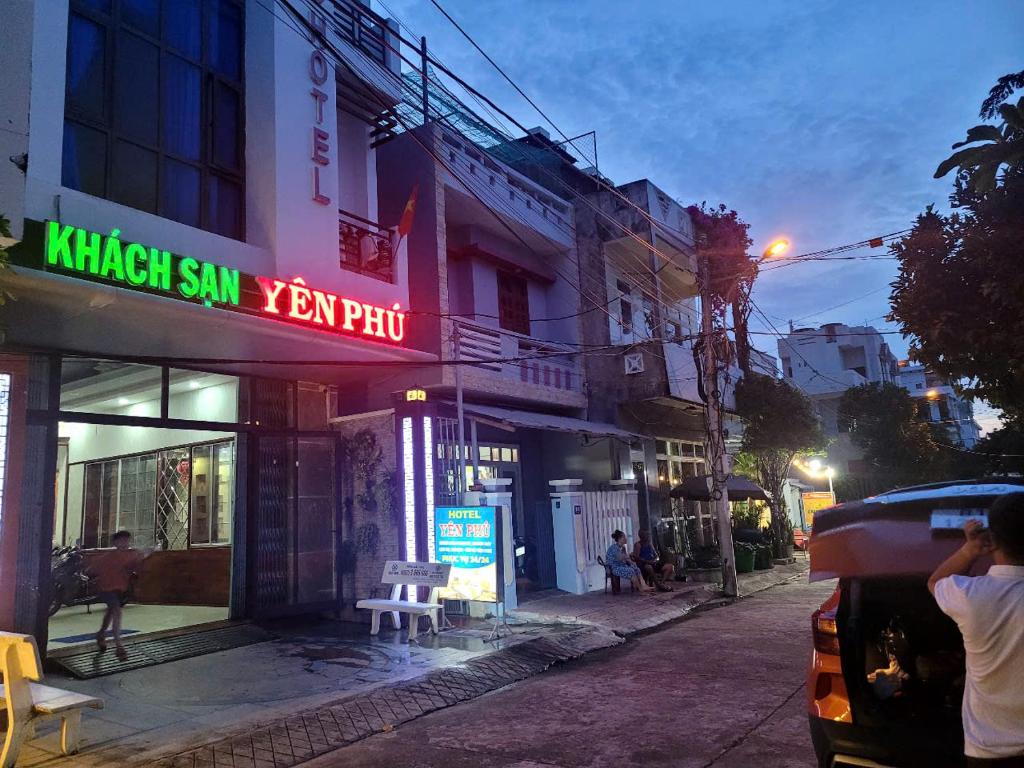 Yen Phu Hotel