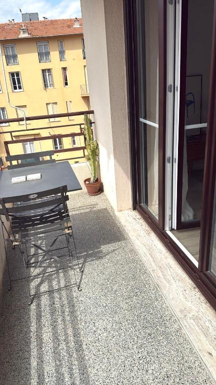 Appartement proche de Libération avec balcon ensoleillé - 4