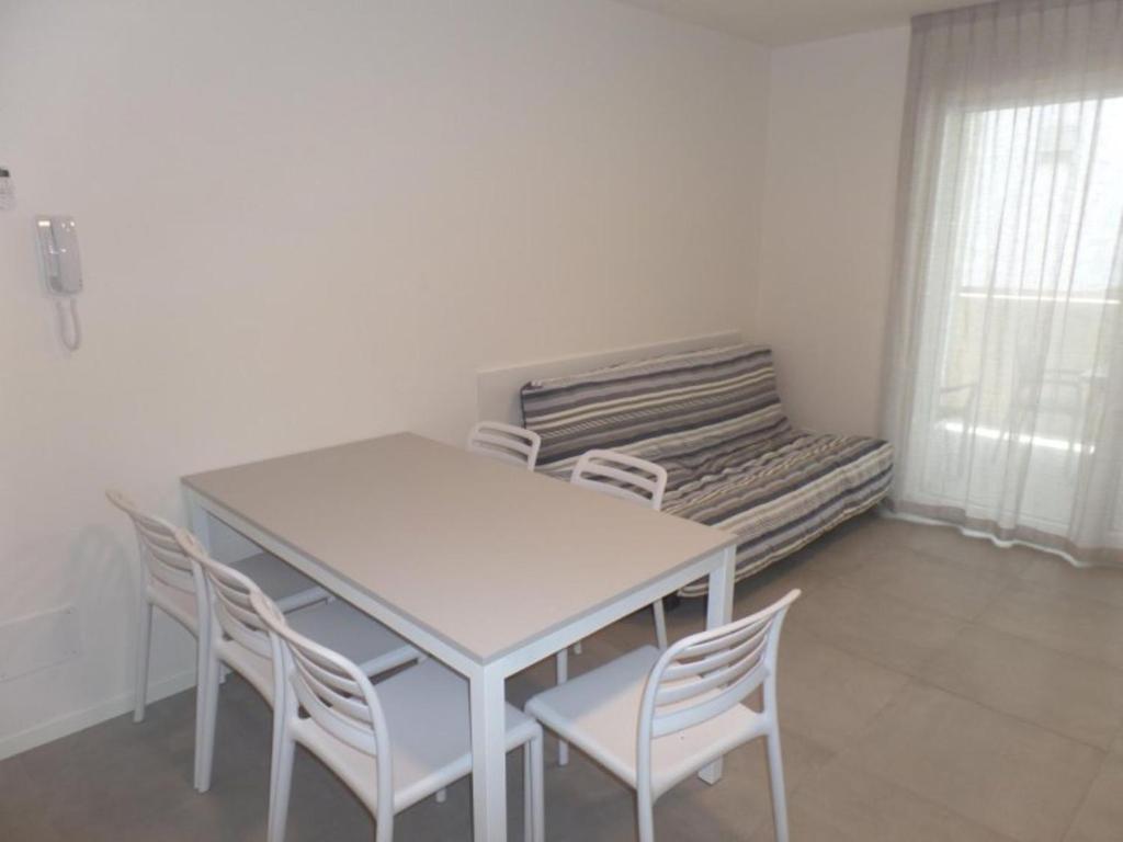 Brand-new residential complex with shared pool - 4