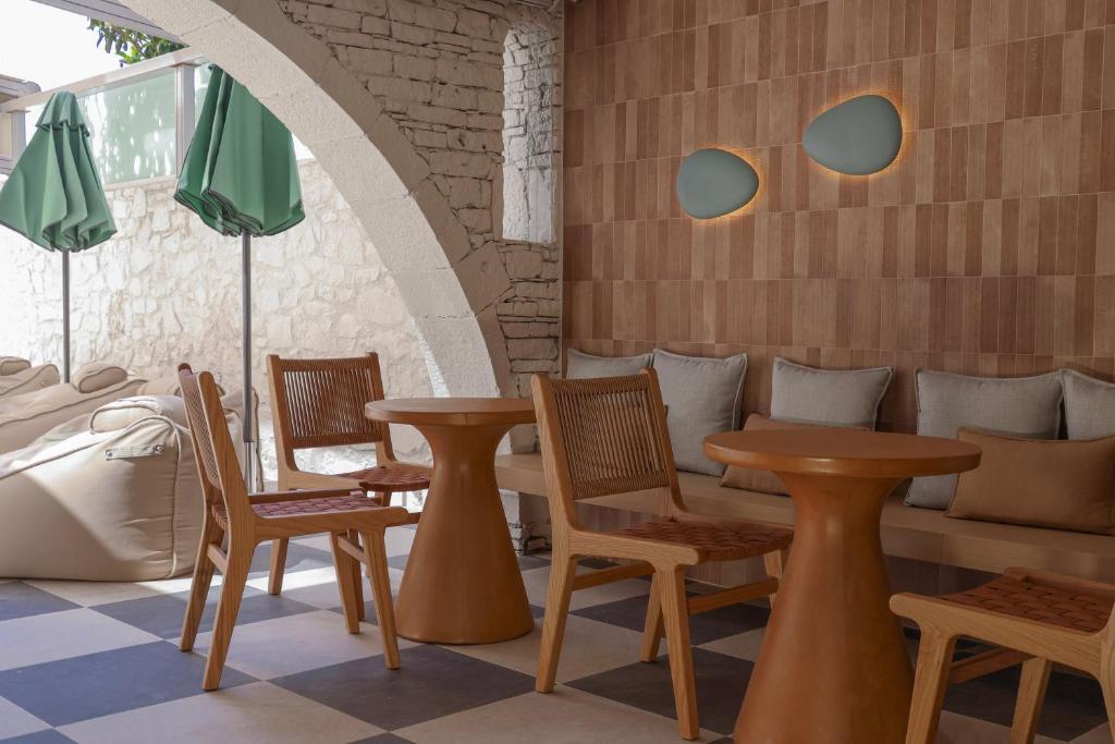 Mistral Bay Hotel — Restaurant & bars in Ammoudara (Agios Nikolaos)