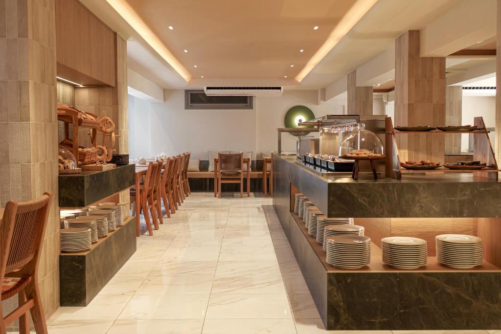 Mistral Bay Hotel — Restaurant & bars in Ammoudara (Agios Nikolaos)