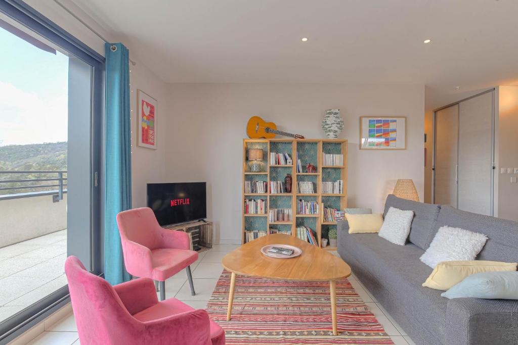 Appartement 6 personnes Terrasse 100m2 Parking Proche Centre et Gare - 2