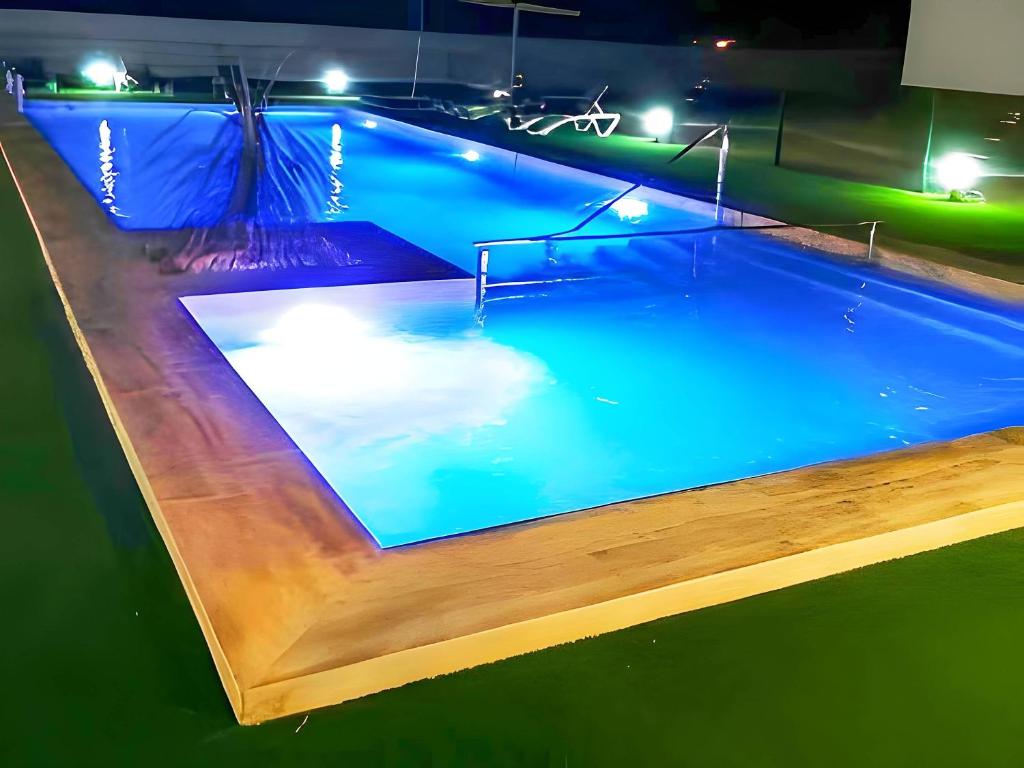 Apartamento con Piscina compartida y Terraza privada - 2
