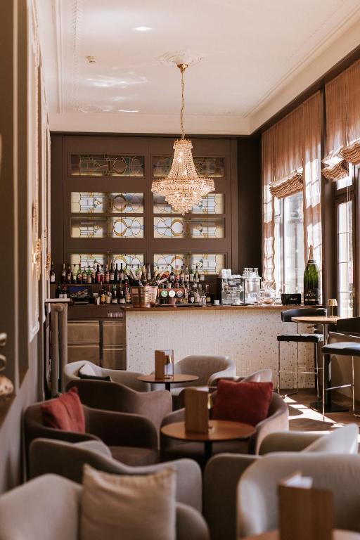 Bar/lounge