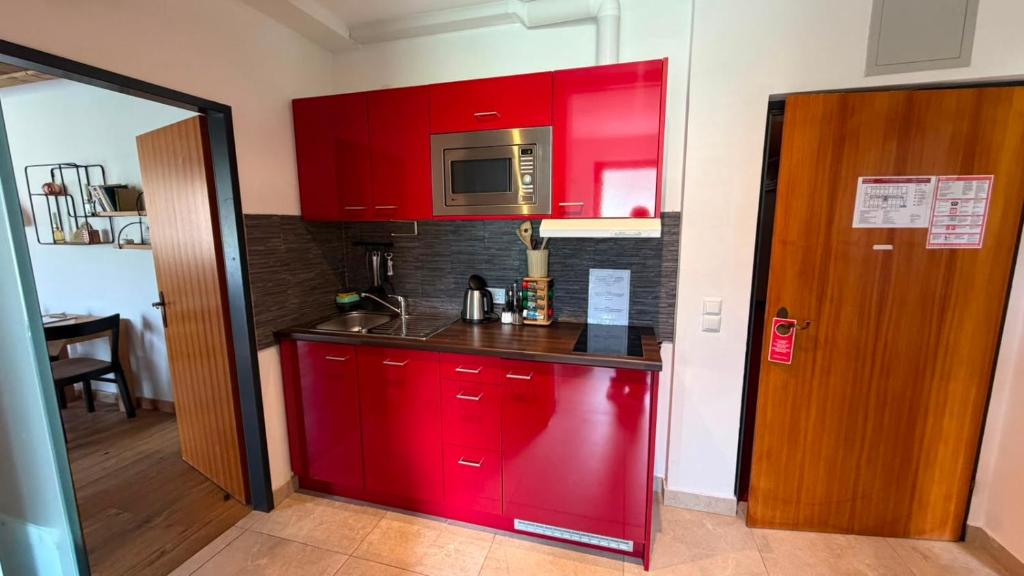 Alpine Studio with Indoor Pool & Spa included - 10 min from Hallstatt - 3