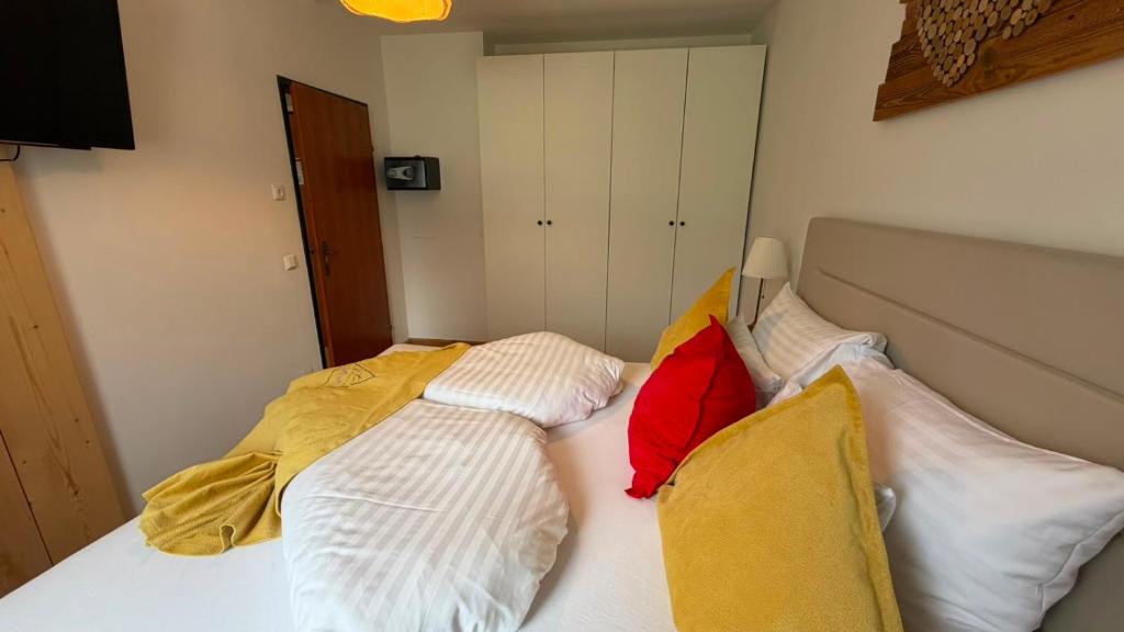 Alpine Studio with Indoor Pool & Spa included - 10 min from Hallstatt - 4