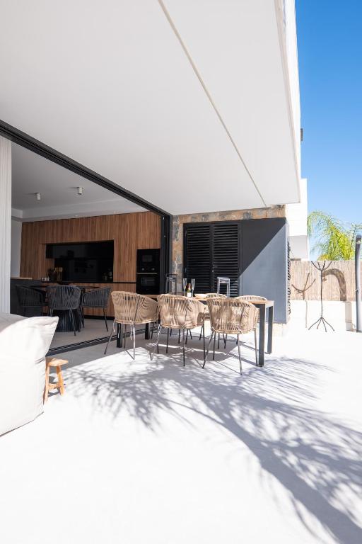 Modern Villa with Heated Pool Santa Rosalia by COELI - 4