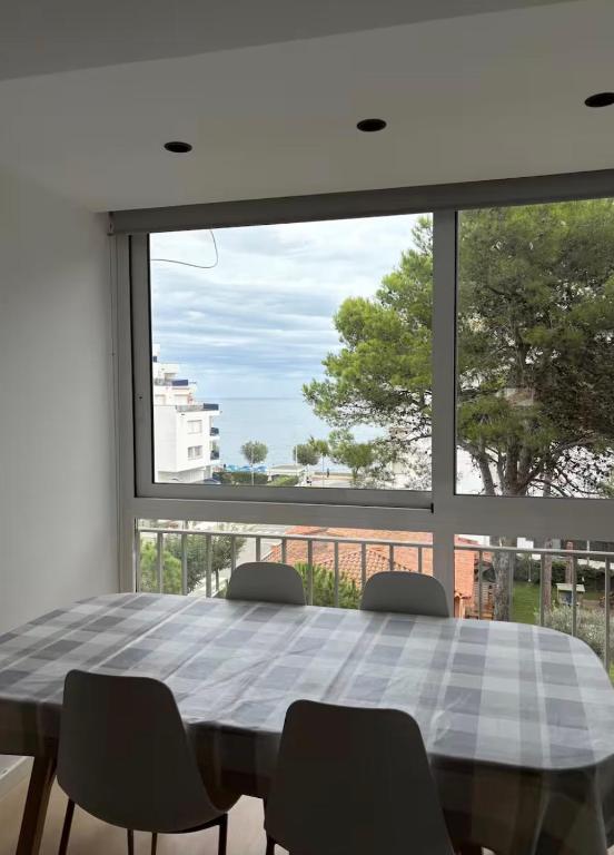 Apartamento en l'escala - 5