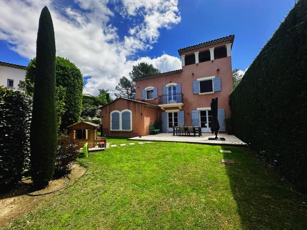Villa familiale 4 chambres, climatisation & piscine - Golf de Pont Royal en Provence - 1