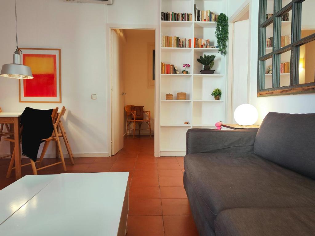 Bright 2BR Apt in Pl. Catalunya - Rambla D - 3