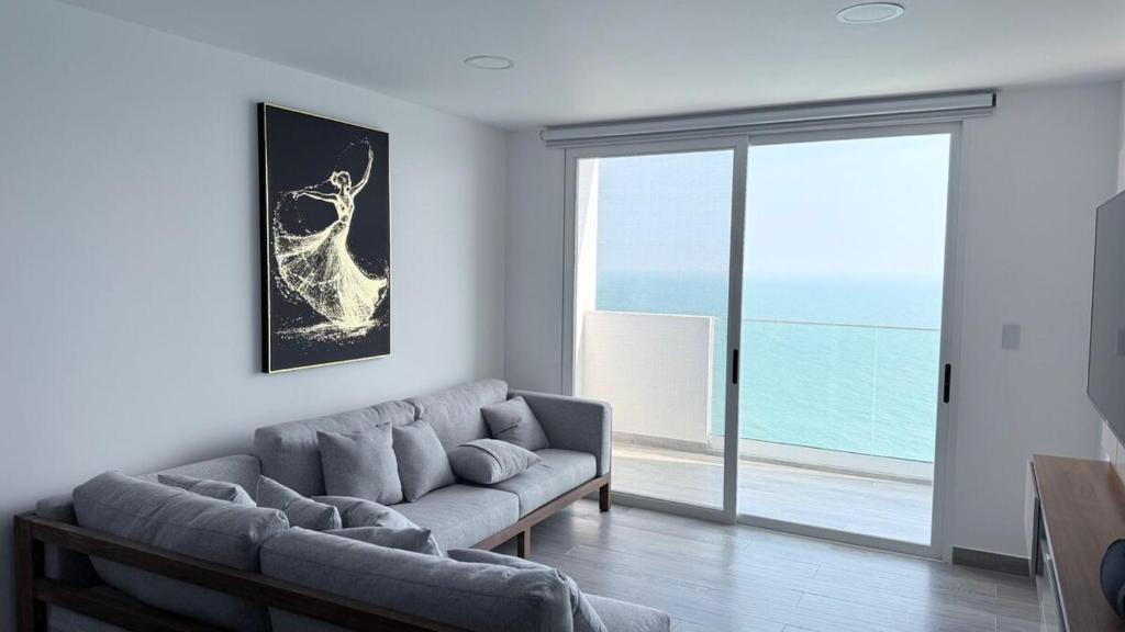 Sunset Luxury Penthouse - Ocean Club - 1