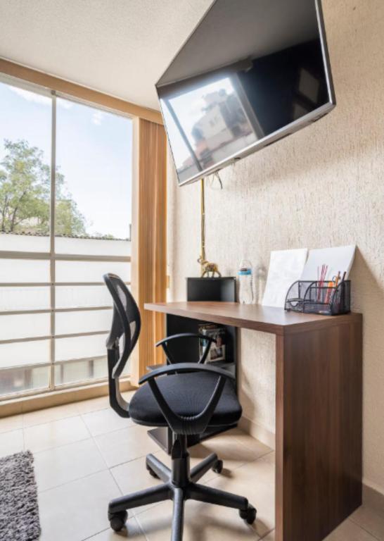 Family Apartment Comfortable and Central 2 Bedrooms - 4