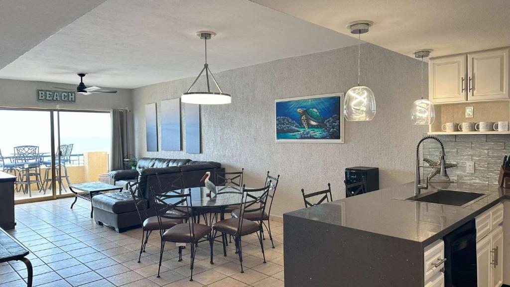 Stunning 3-Bedroom Luxury Condo Princesa E-505 - 2