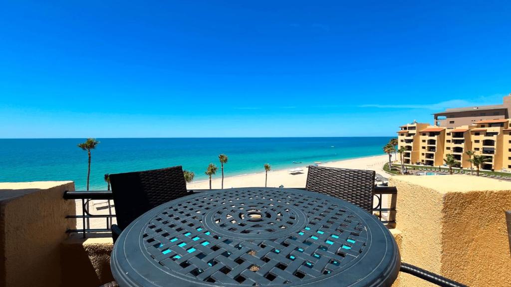 Stunning 3-Bedroom Luxury Condo Princesa E-505 - 4