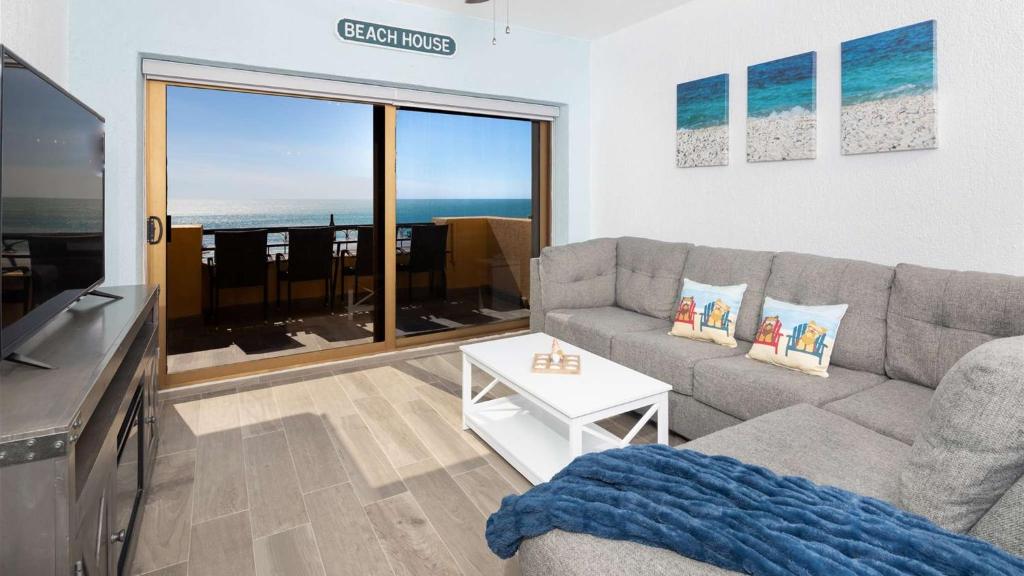 Stunning 5th-Level Condo w Pool Princesa E-504 - 5