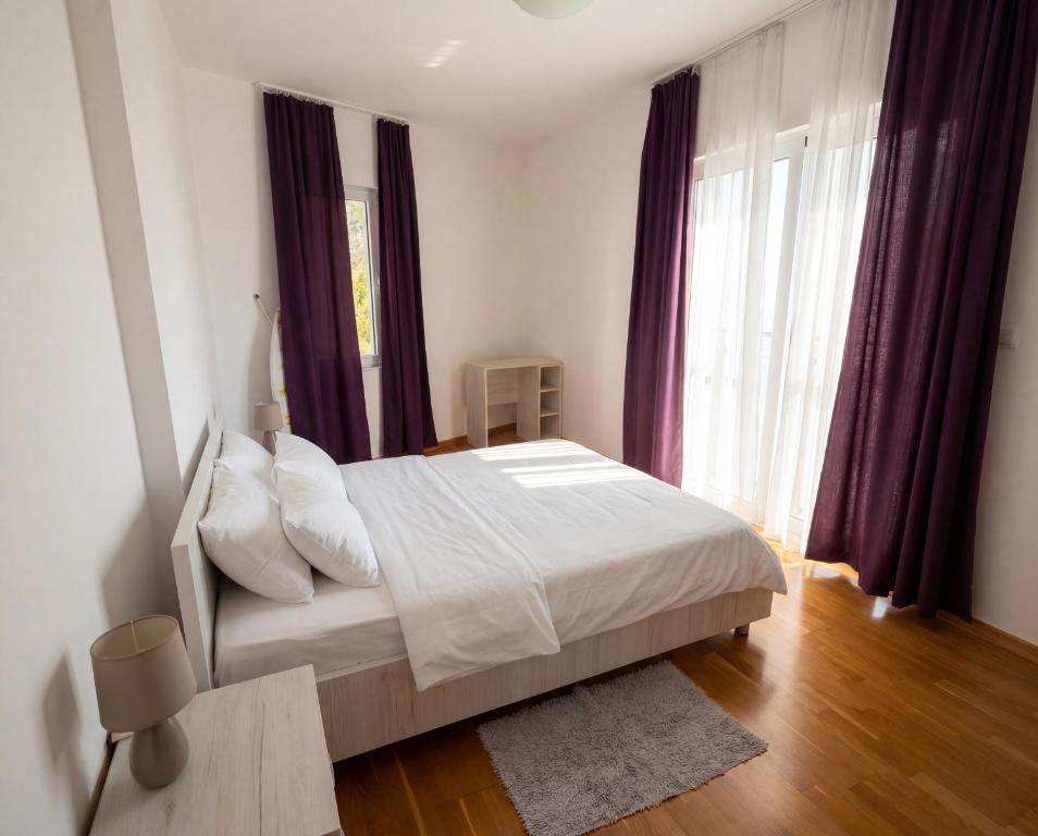 Sunny side resort & spa apartments - 4