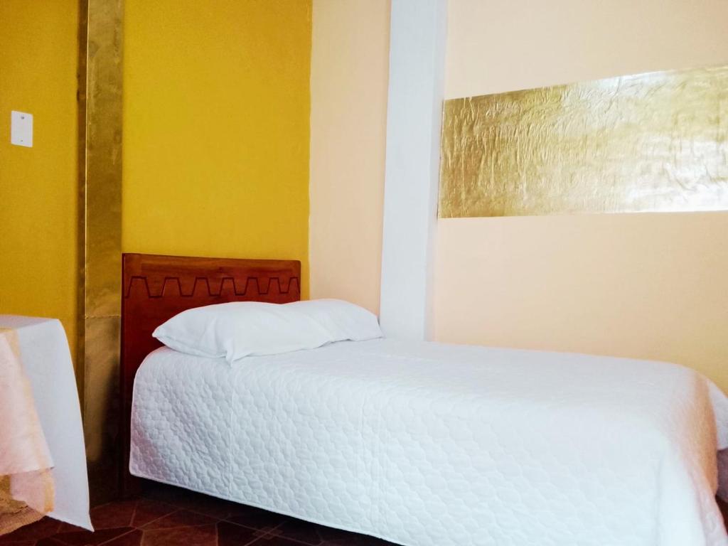 Golden Room - 1