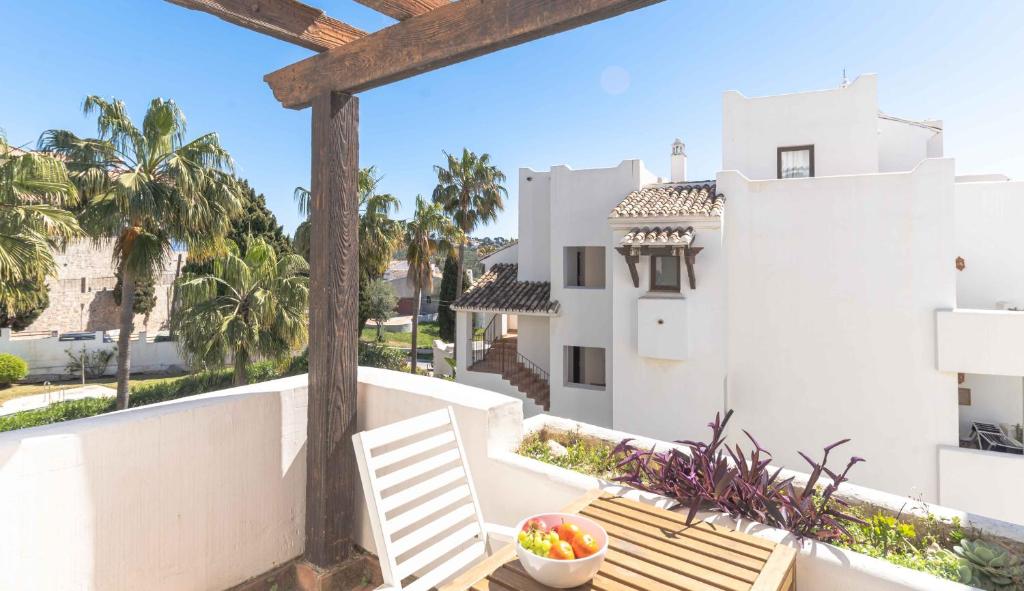 4min stroll to Restaurants and Mini market, 15min drive to Fuengirola beach - 3