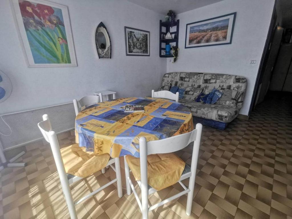 Appartement accueillant, quartier môle - 5 pers. - FR-1-880-51 - 2