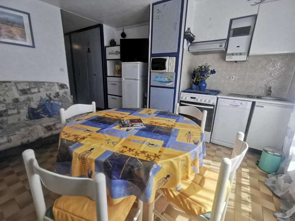 Appartement accueillant, quartier môle - 5 pers. - FR-1-880-51 - 4