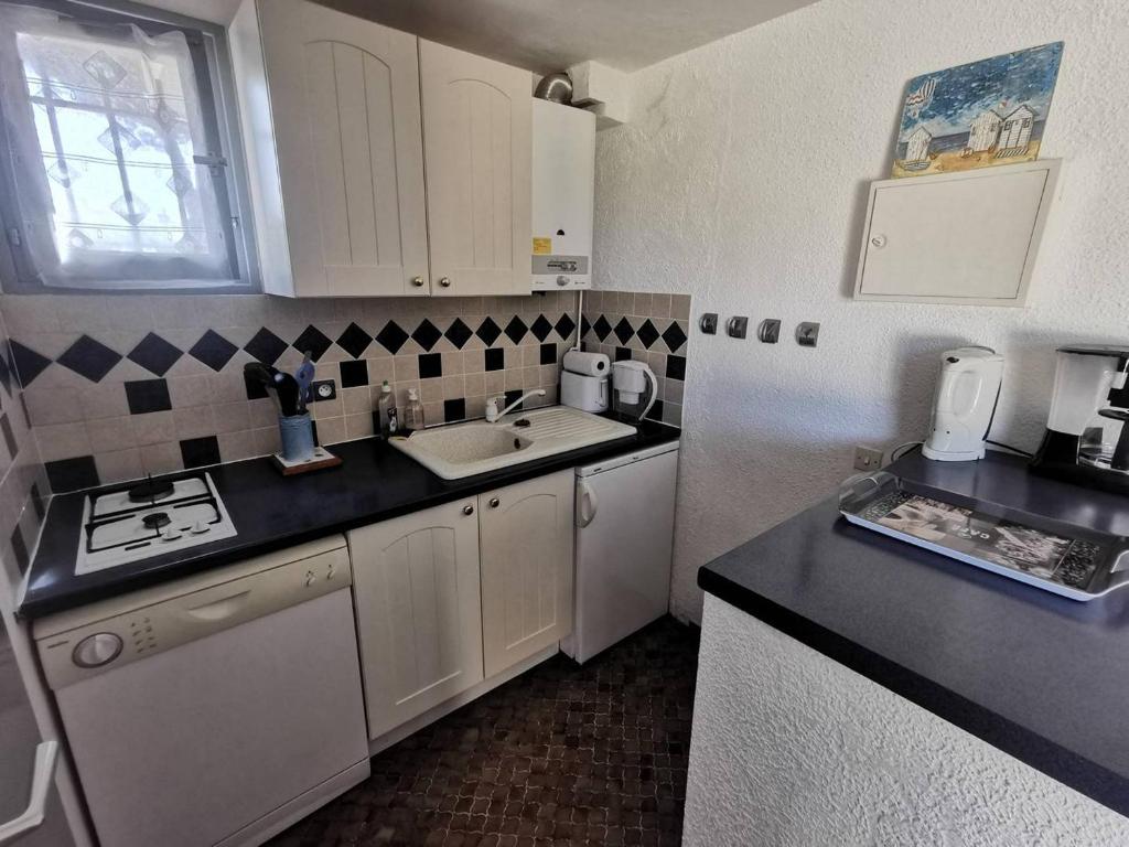 Appartement près de la plage, parking - 4 pers. - FR-1-880-14 - 4