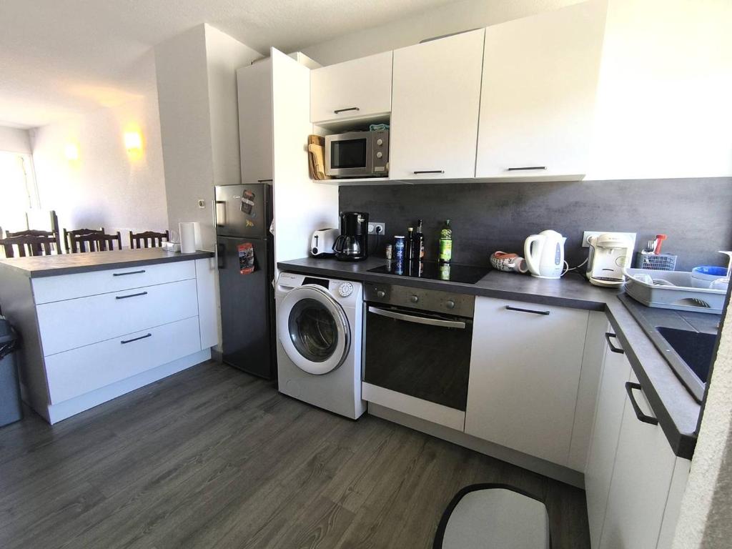 Villa mitoyenne avec parking, près plage - 10 pers. - FR-1-880-45 - 3