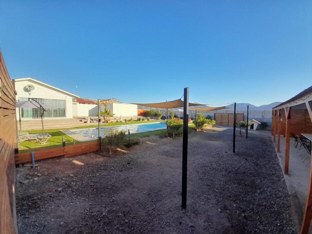 Casa acogedora con piscina y quincho - 2