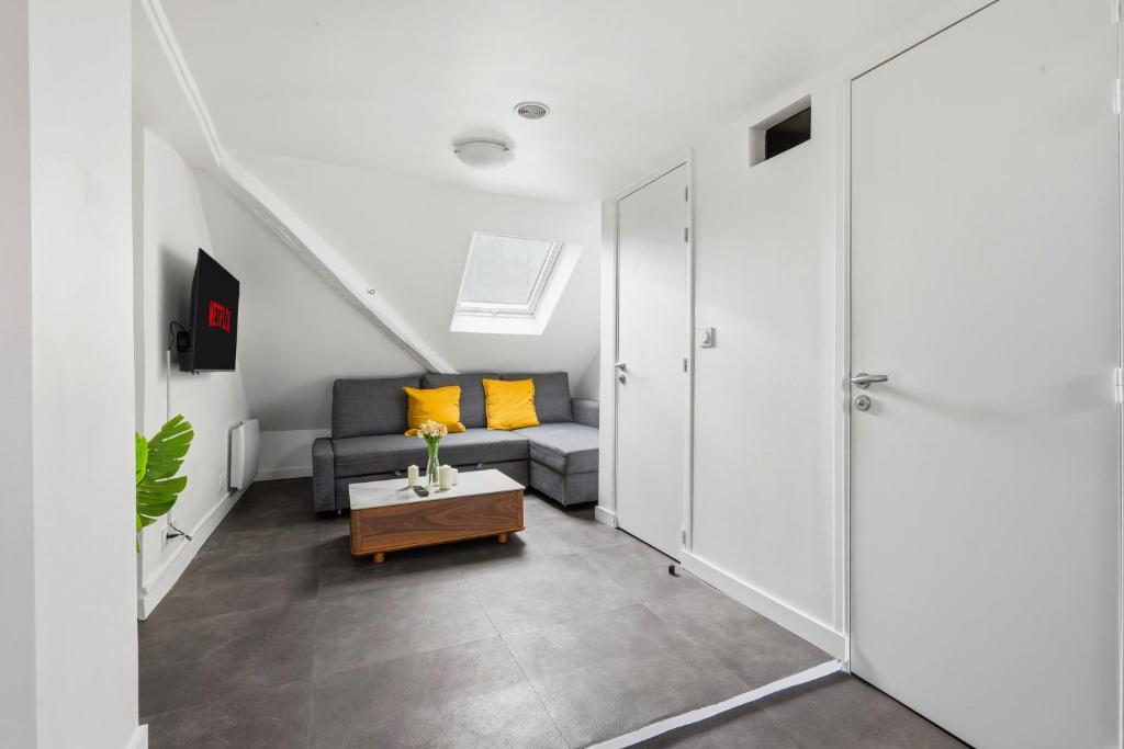 Paris Mezzanine Studio with Netflix - Le Marais - 4