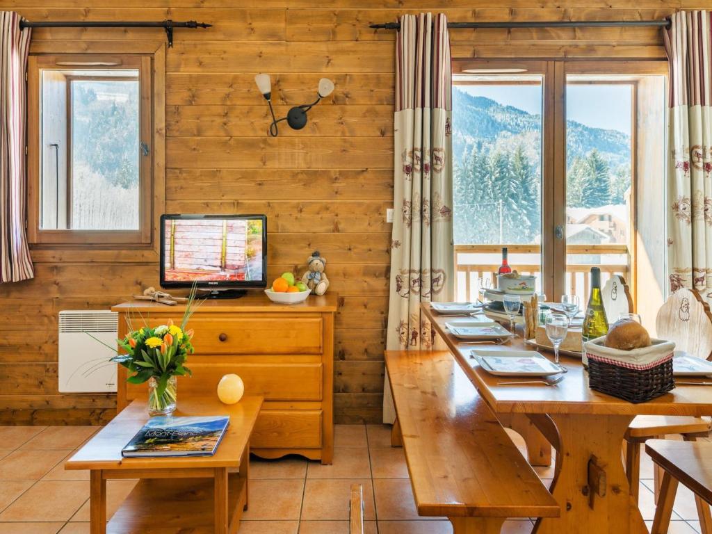 Samoëns Duplex Chalet for 8 with Pool - 5
