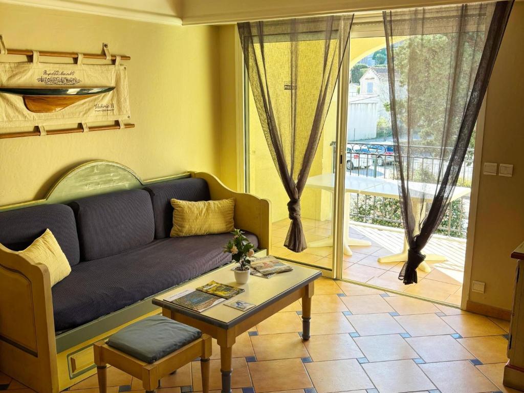 Family Suite with Pool Access - 2