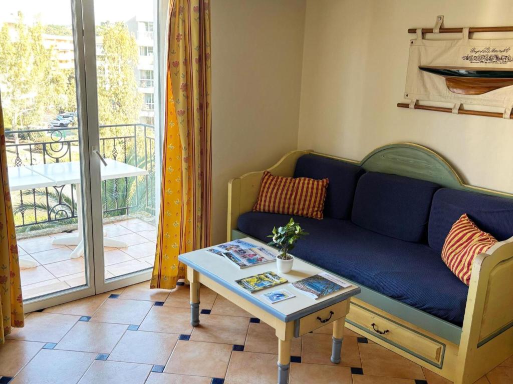 Family Suite with Pool Access - 4