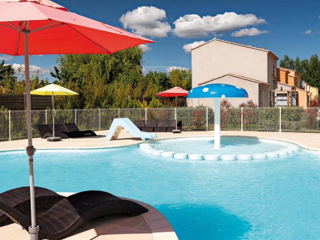Luberon Provençal Cottage for 6 - 2