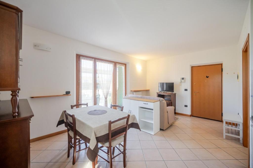 ApartmentsGarda - Volpara Essential Pool Living - 2