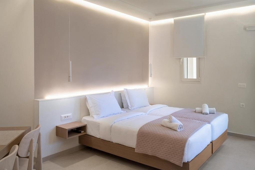 Papadakis — Hotel rooms in Georgioupolis