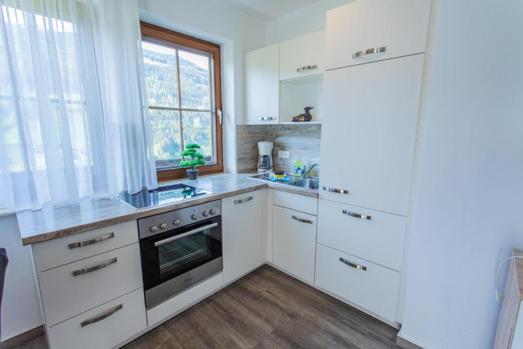 Huberhof 5 by Alpenidyll Apartments - 4