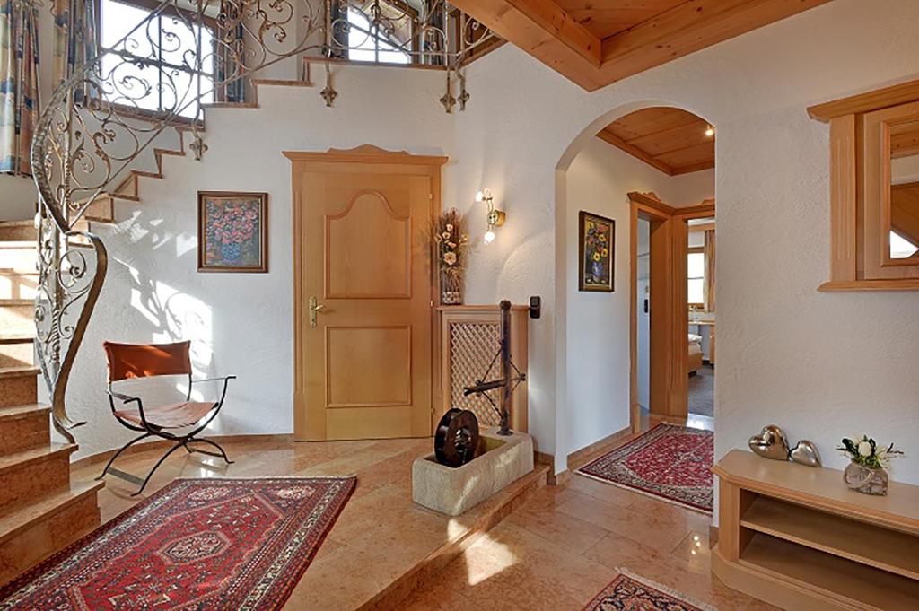 Landhaus Kostenzer mit Sauna - 3