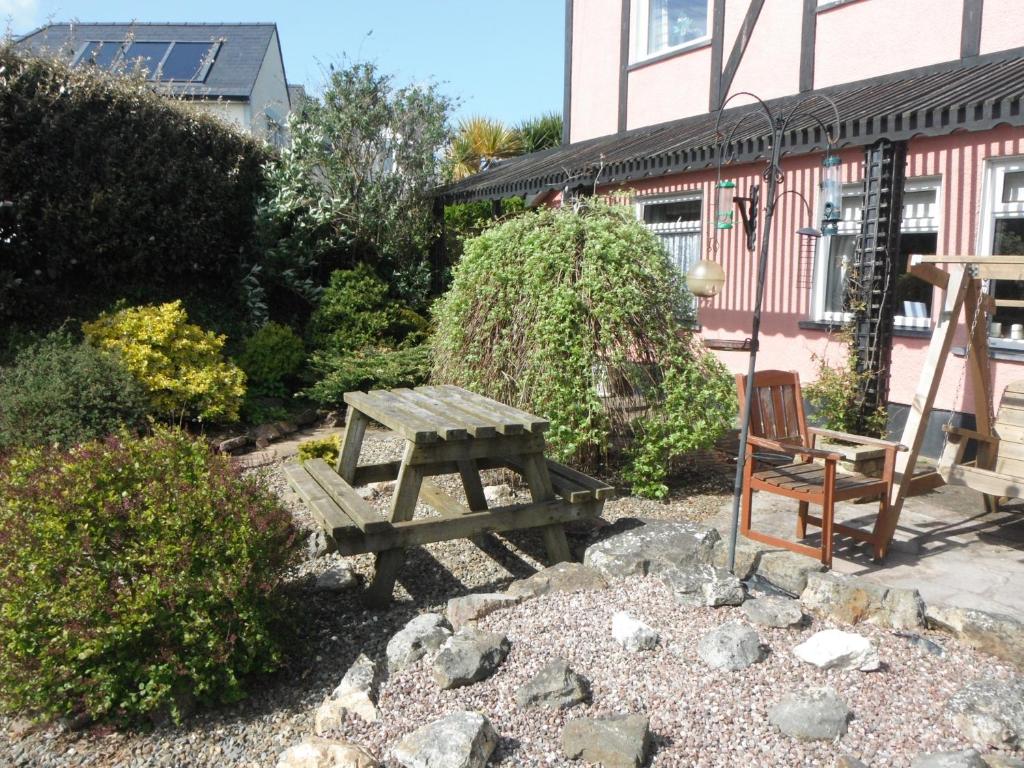 Collingwood Cottage in Marloes, United Kingdom reviews, prices