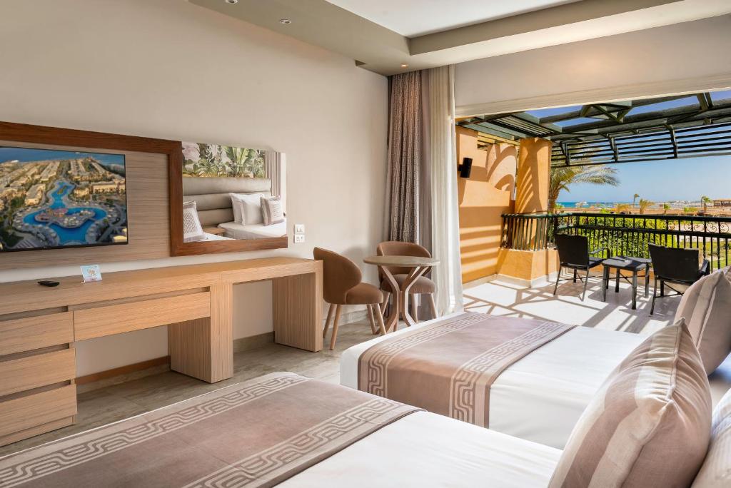 Ali Baba Palace Resort - Families and Couples Only — Hotel rooms in Hurghada, Red Sea