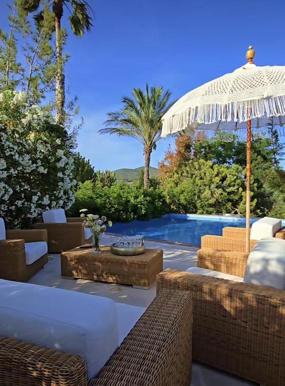 'Bohemian Pearl' - artsy oasis in the North of Ibiza - 1