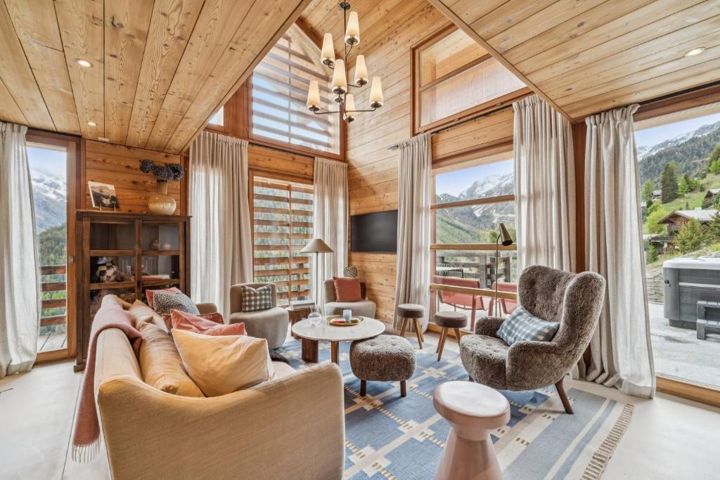 Chalet SkyLodge by Mrs Miggins - 1