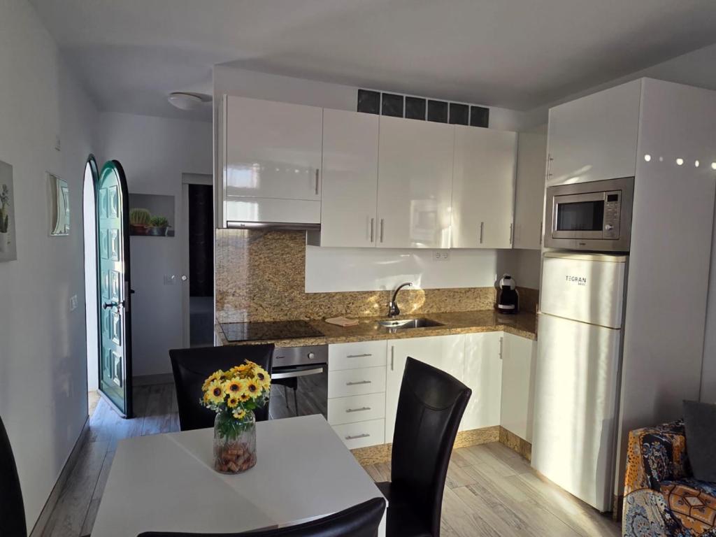 The ocean view apartment - 2