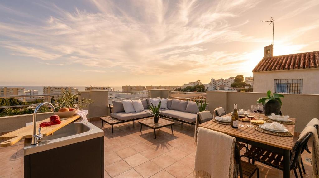 Luxury Isabella Apartment Torremolinos - 2