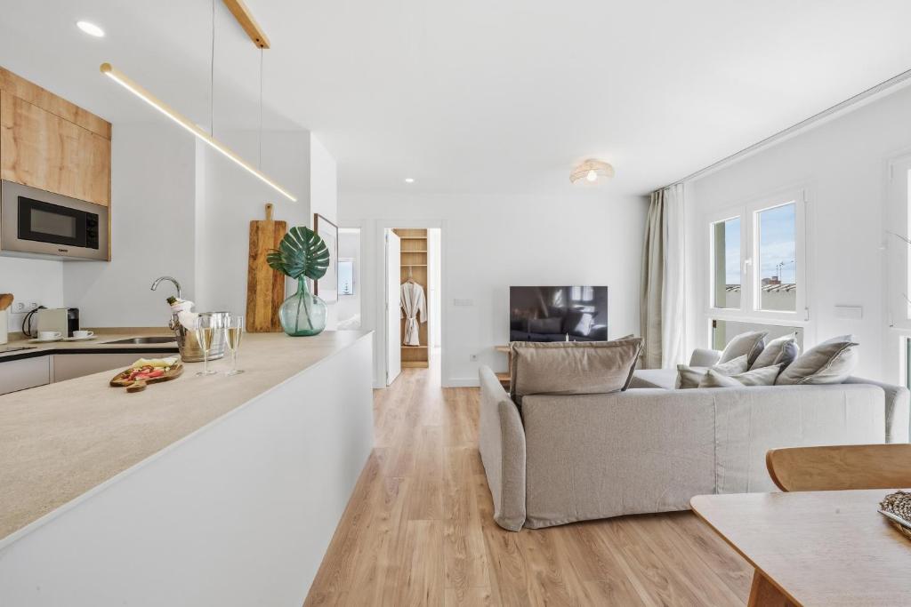 Luxury Isabella Apartment Torremolinos - 4