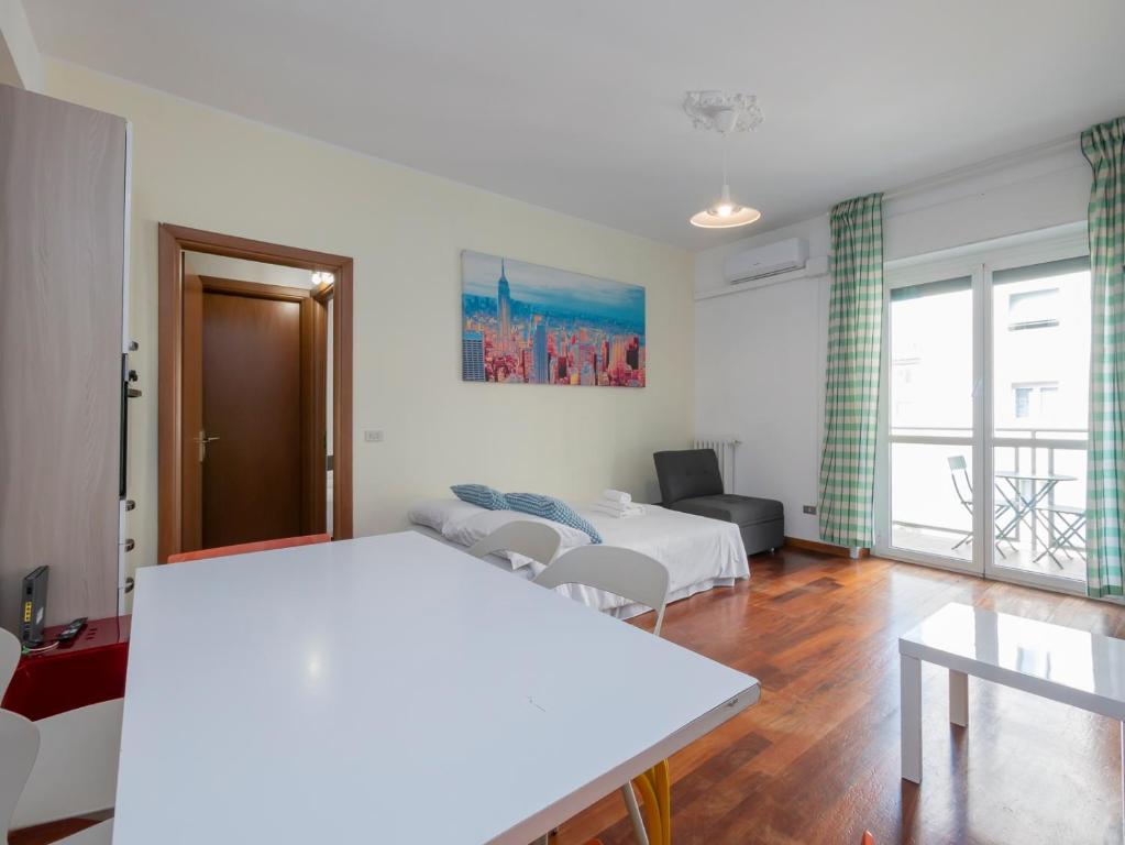 I-Host Apartment - Spacious 1BR for 6 people with AC - 5