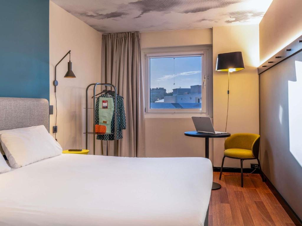 Ibis Malaga Centro Ciudad - 5