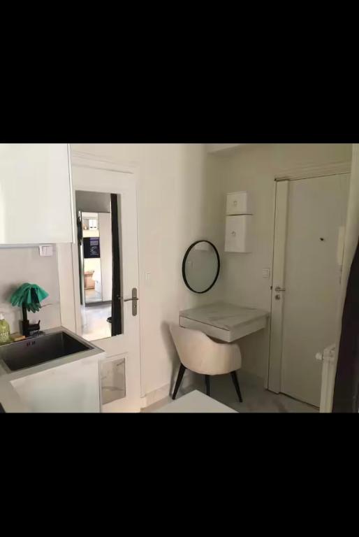 Charming Studio in the very Heart of Le Marais - 3