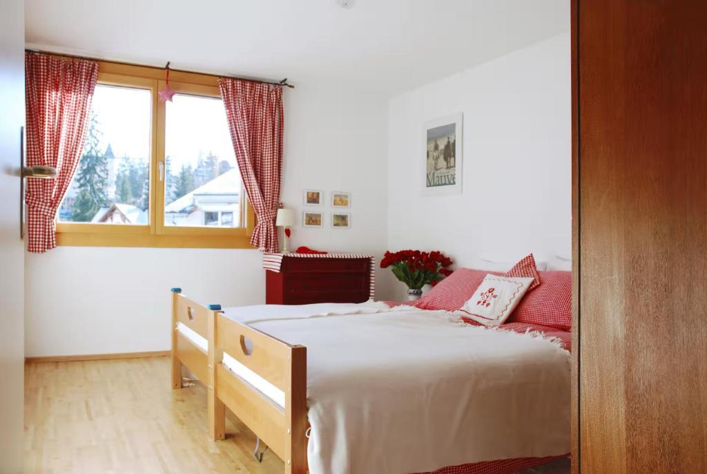 Spacious and charming 4BR apartment - 4
