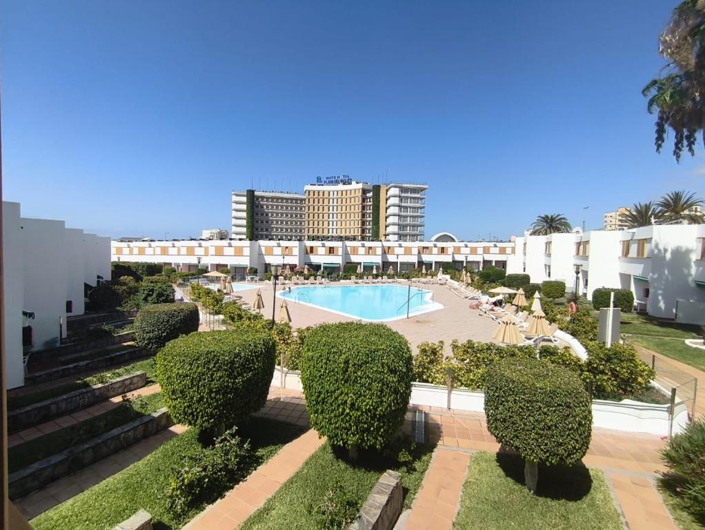 LAS BRISAs - 1