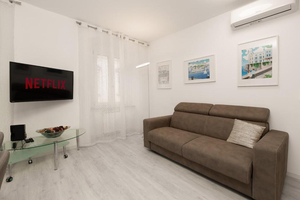 Borgo Teresiano City Center Comfort Apartment - 5